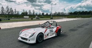 Hvad koster det at køre motorsport? Her er Vbro Racings udgifter i 2025.